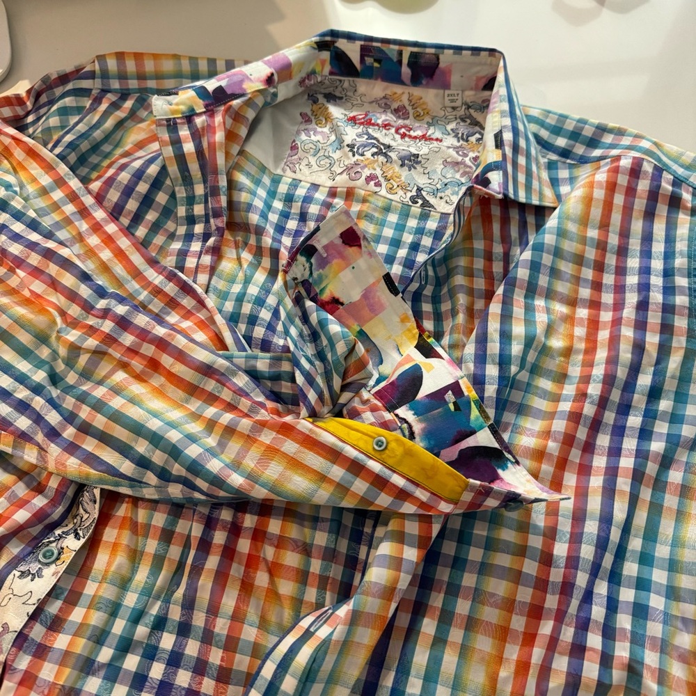 Robert Graham Huge!!!